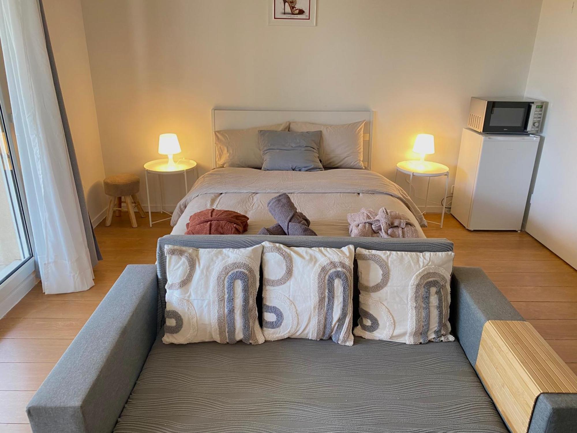 Cozy Riverfront Living, 5-Min Walk To Riverside Train Neuilly-Plaisance Extérieur photo